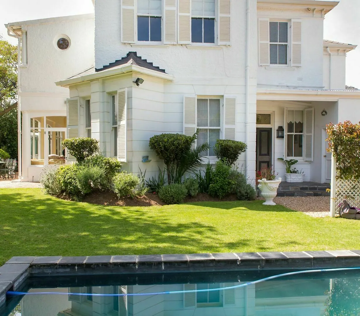 Brooklands House Hotel Cape Town Guest house